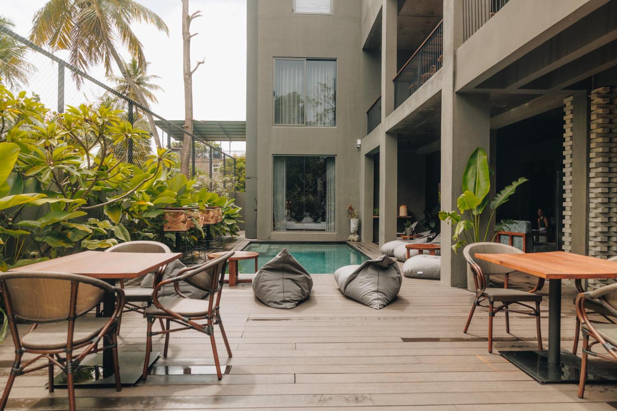 Hotel Bohemian Nest Negombo Esterno foto