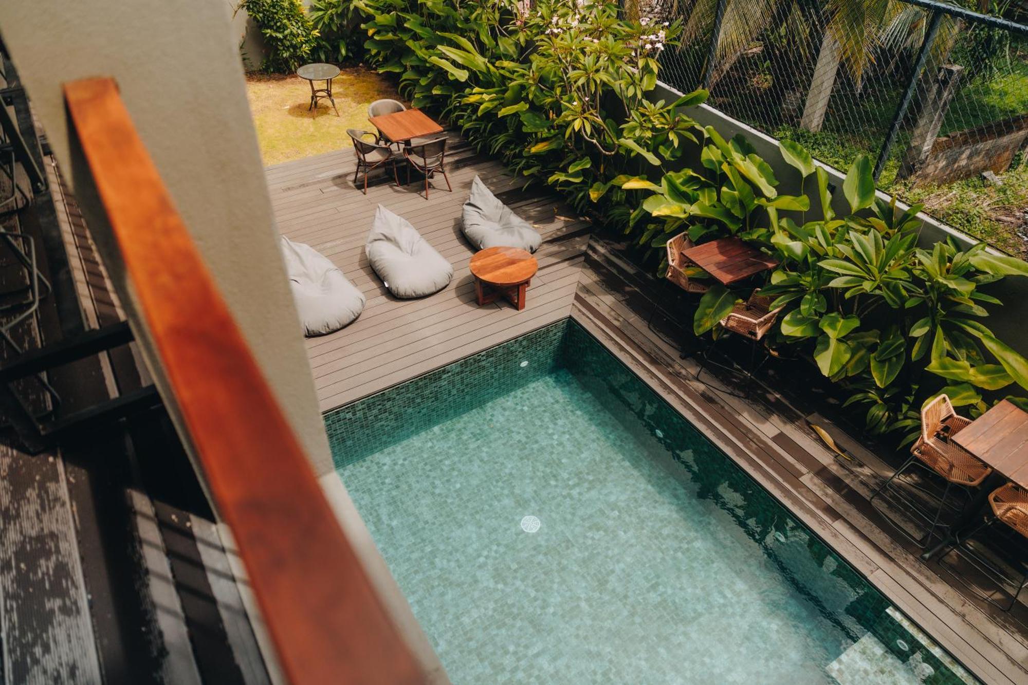 Hotel Bohemian Nest Negombo Esterno foto
